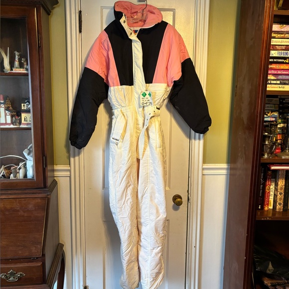Colorblock Hooded Jumpsuit - Picture 3 of 8